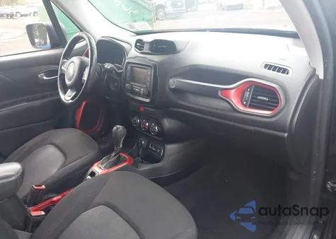 2017 Jeep Renegade Trailhawk 4X4 from USA, damaged, VIN ZACCJBCB6HPE80084